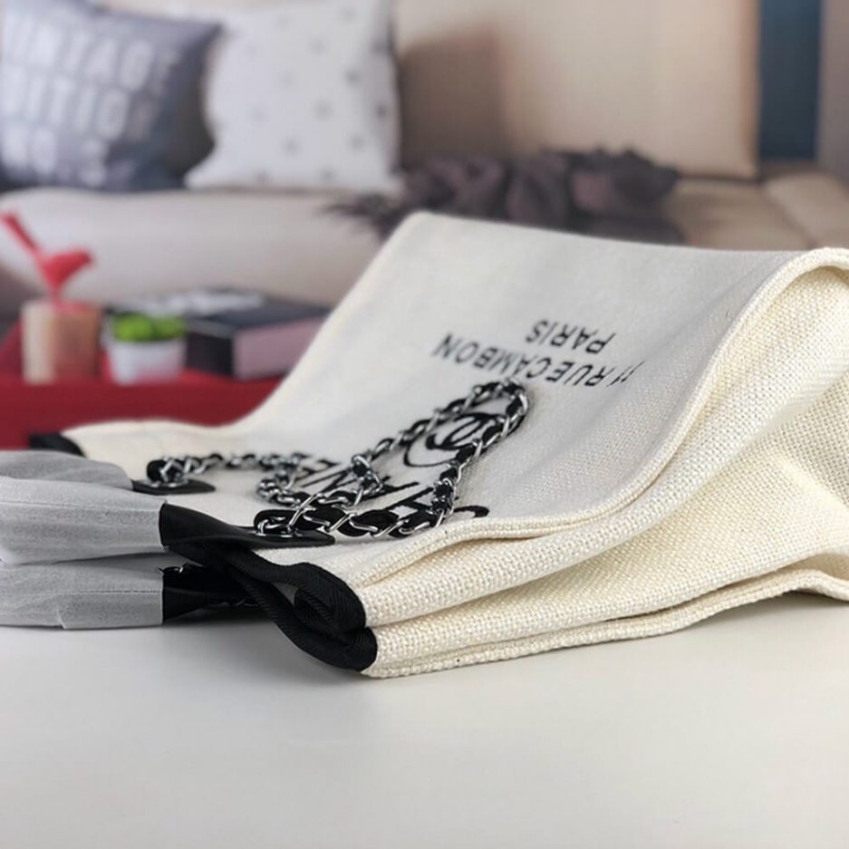 Ch*el deauville medium tote