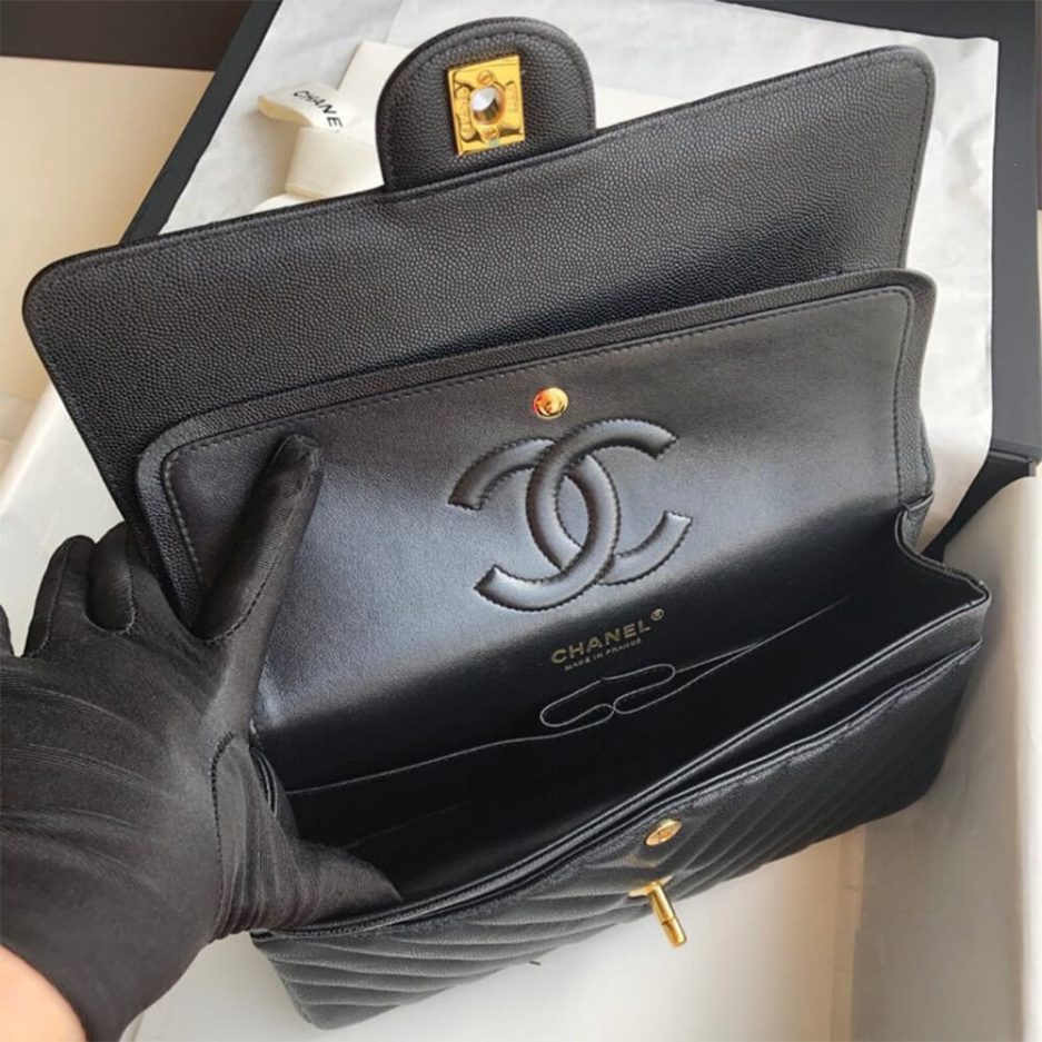 Ch*el classic chevron medium flap