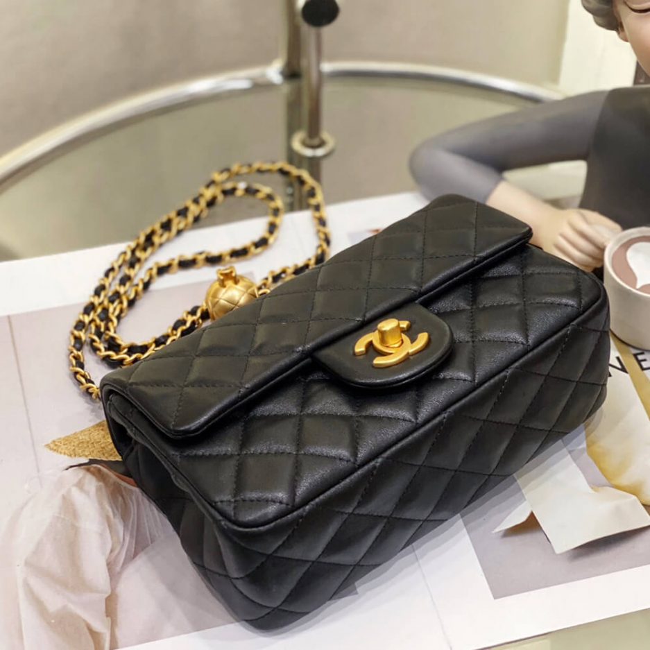 Ch*el pearl crush mini flap