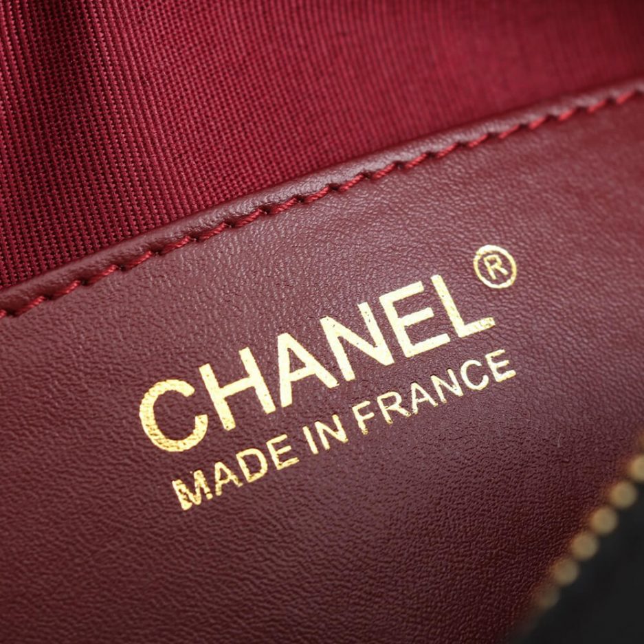 Ch*el 22s heart bag