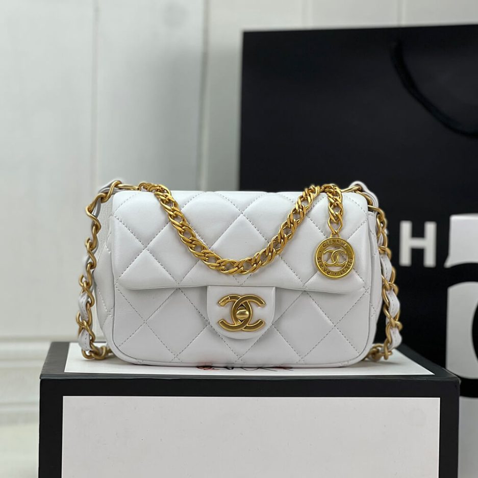 Ch*el small flap bag
