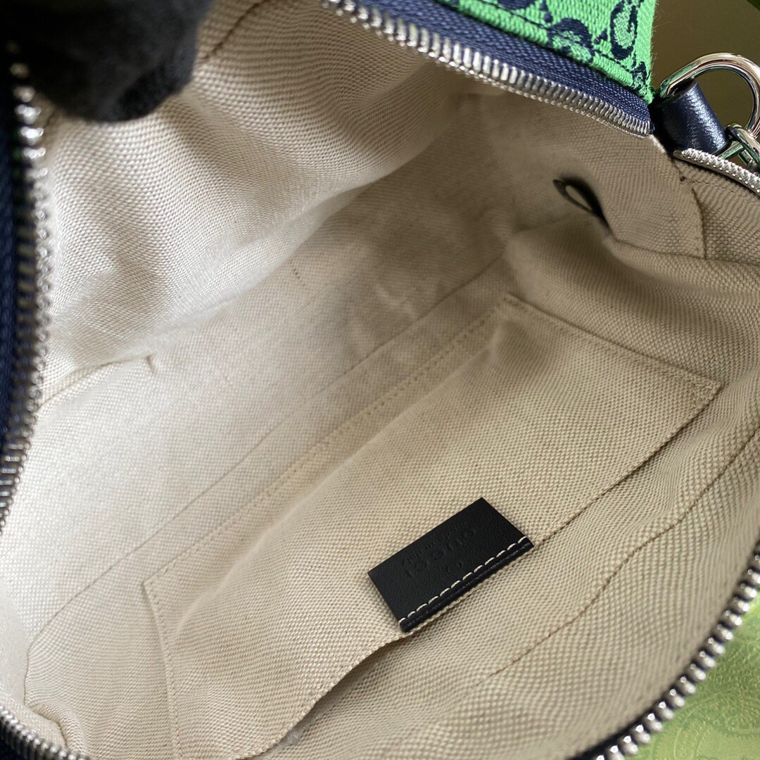 G*u*i gg marmont small shoulder bag