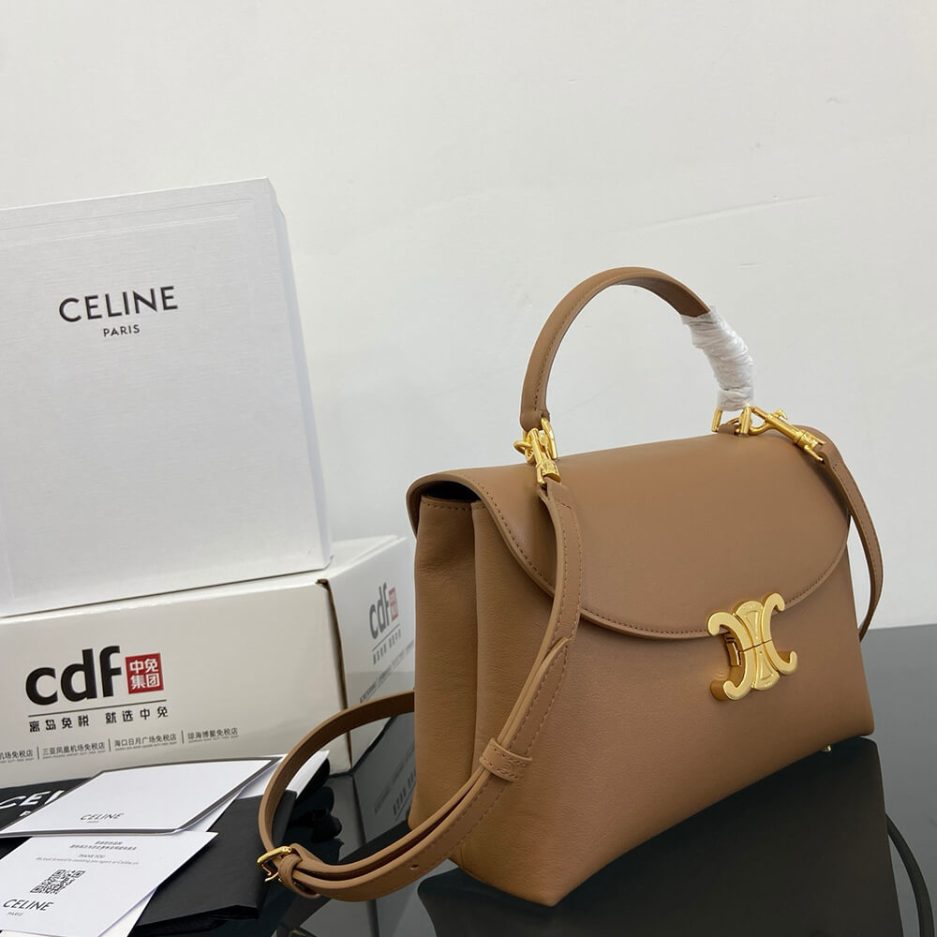 ce**e medium nino bag in S*pple calfskin