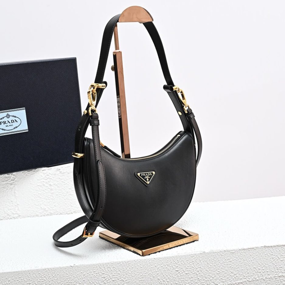Pra*a arque leather shoulder bag