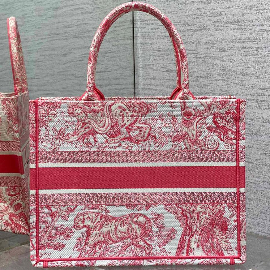 medium D*oriviera D*or book tote