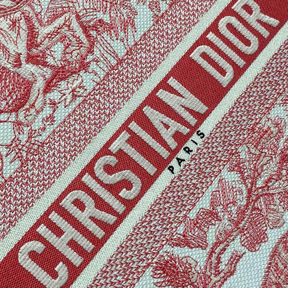 large D*oriviera D*or book tote