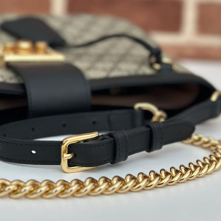 G*u*i padlock gg medium shoulder bag