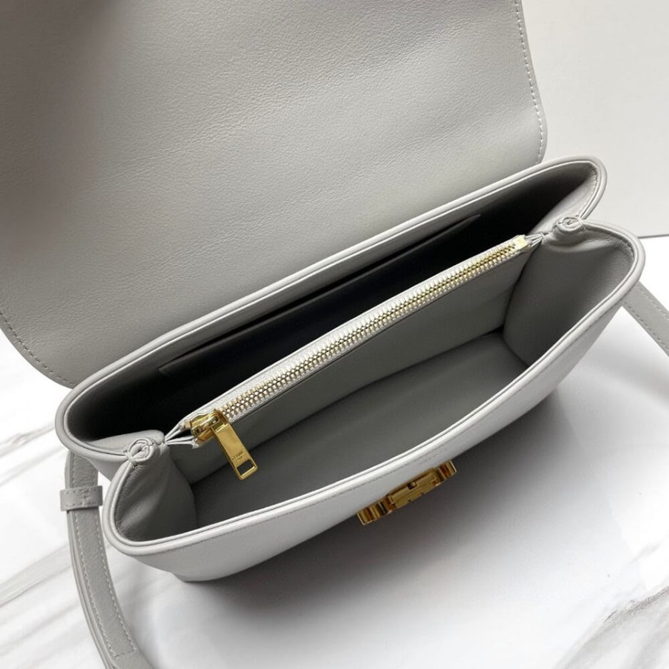 ce**e medium nino bag in S*pple calfskin