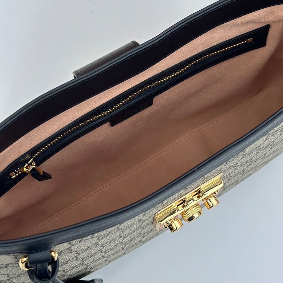G*u*i padlock gg medium shoulder bag