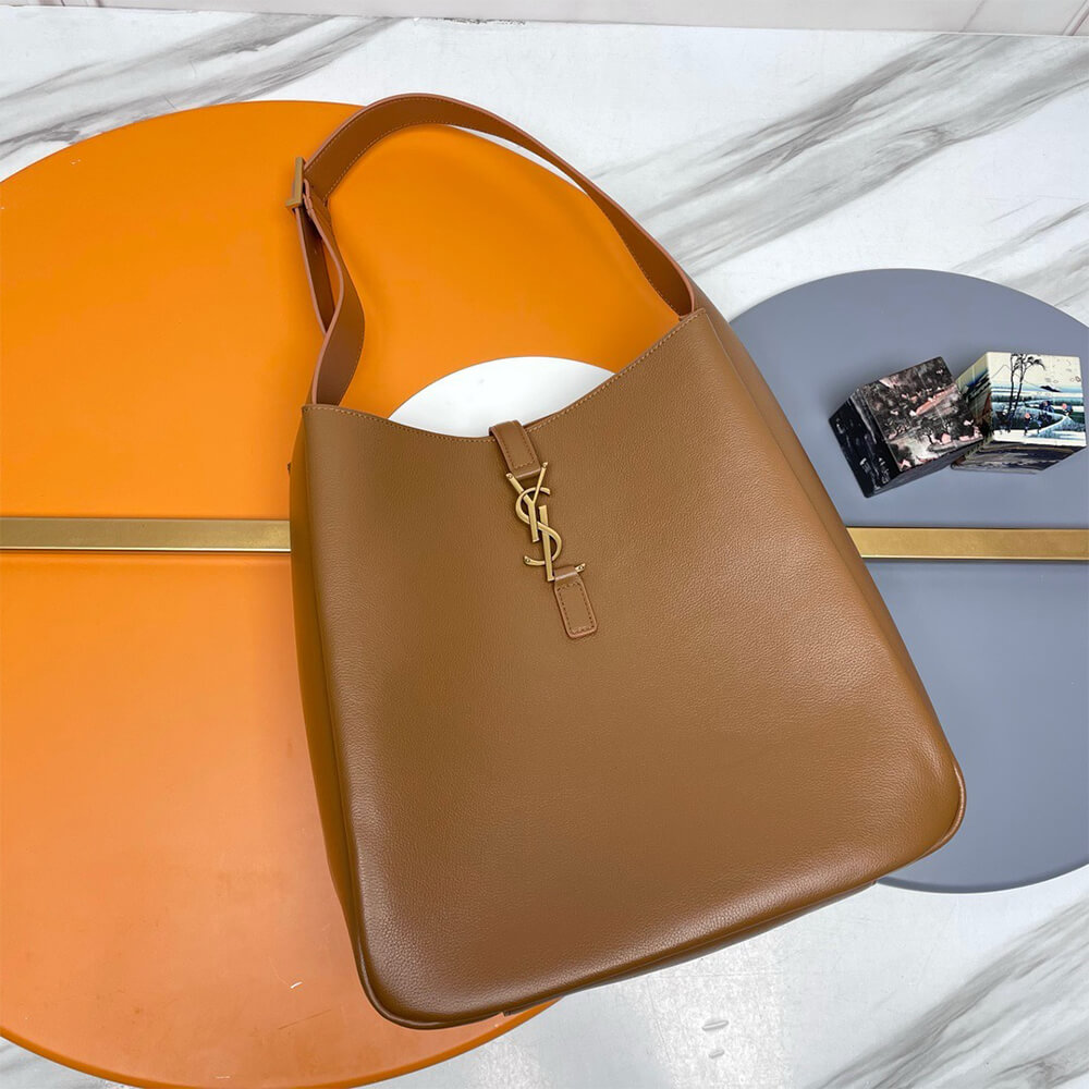 ysl le 5 À 7 S*pple large