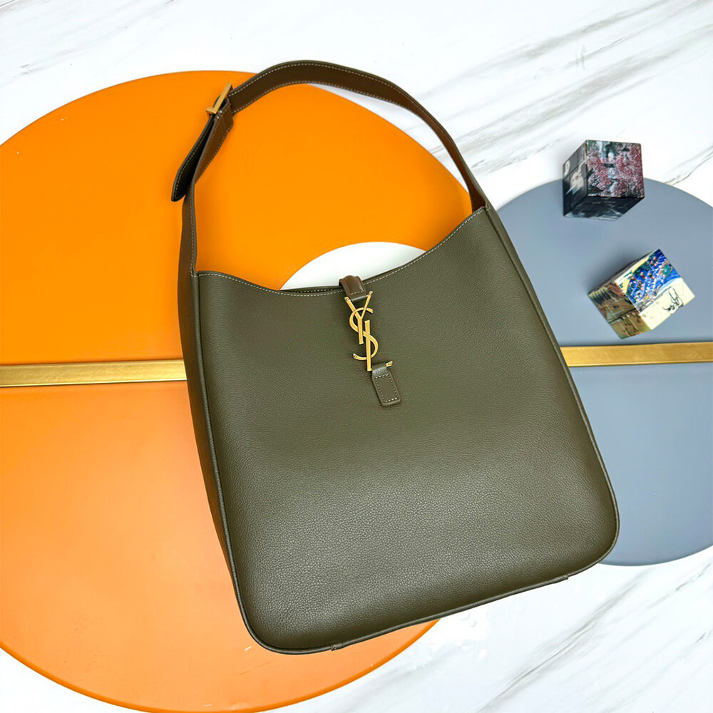 ysl le 5 À 7 S*pple large