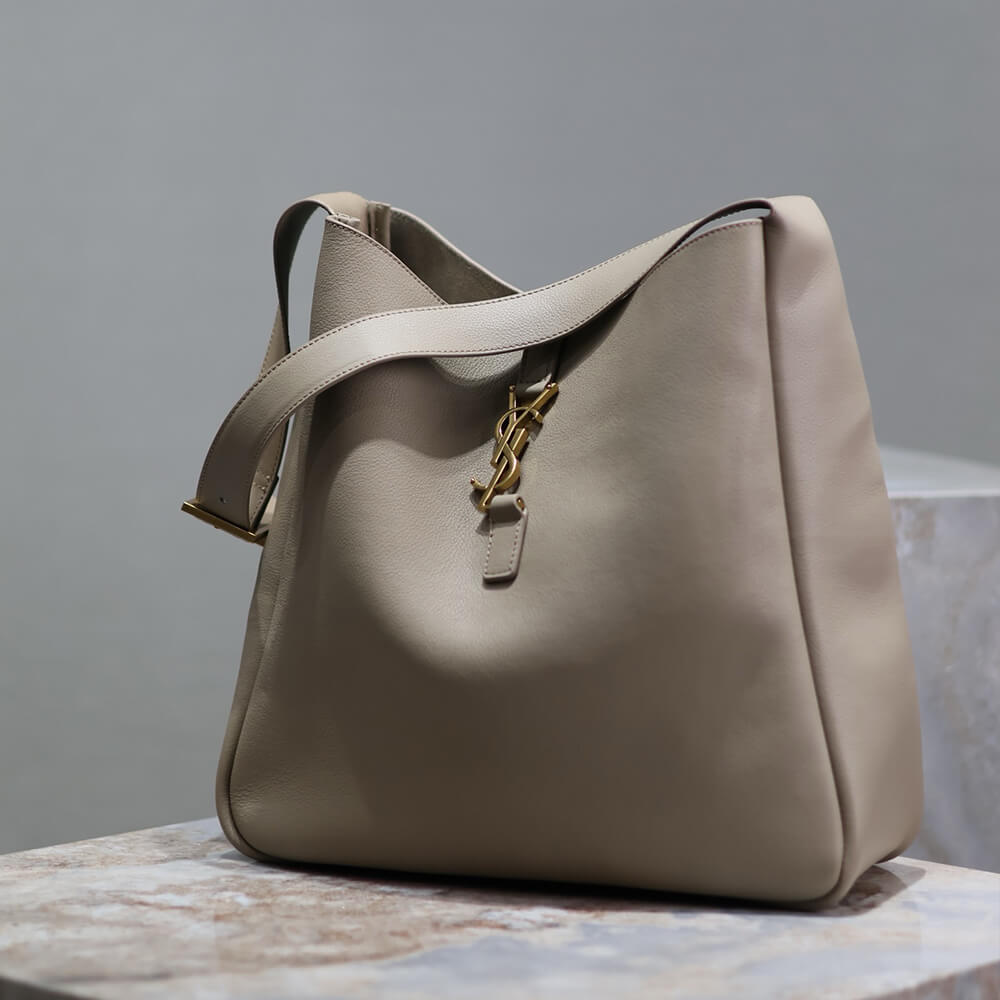 ysl le 5 À 7 S*pple large