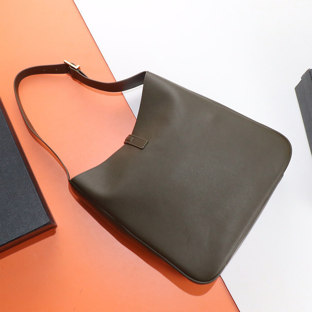 ysl le 5 À 7 S*pple large