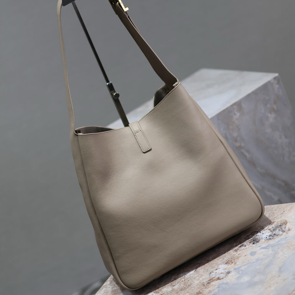 ysl le 5 À 7 S*pple large