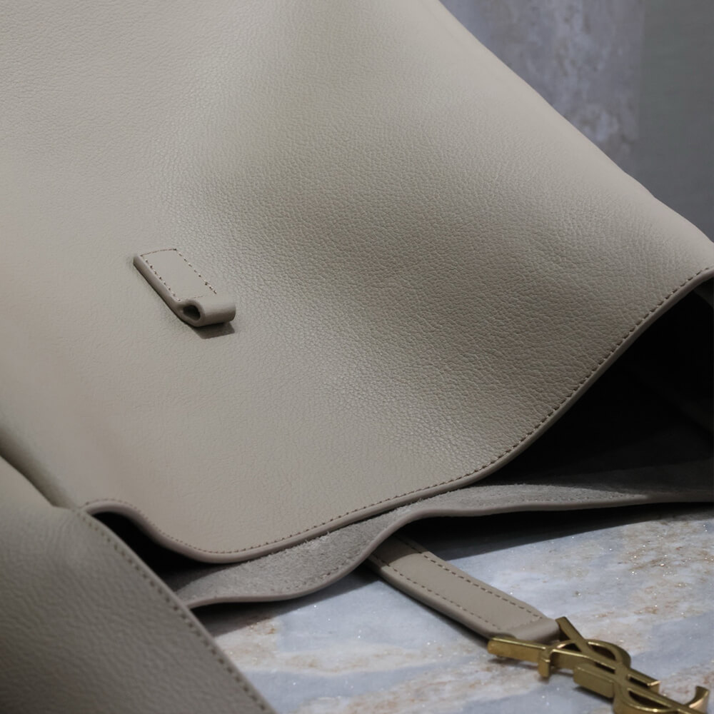 ysl le 5 À 7 S*pple large