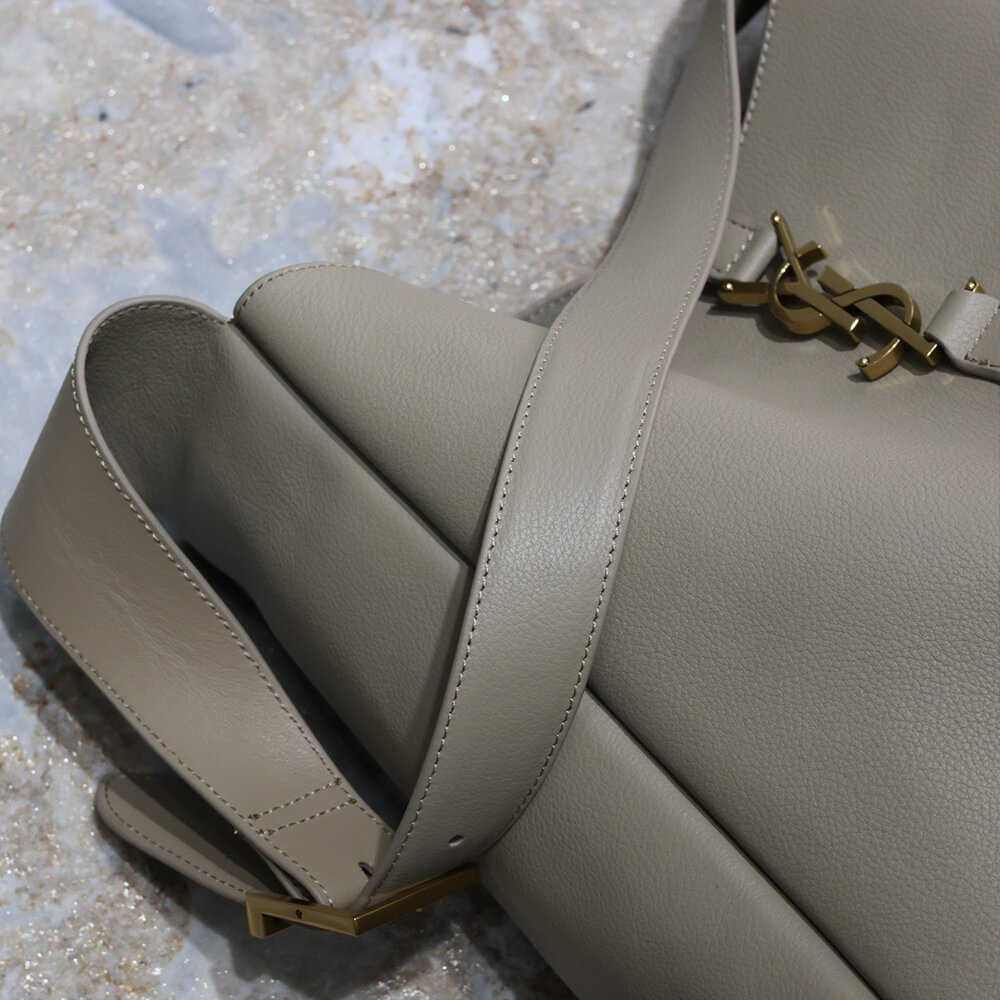 ysl le 5 À 7 S*pple large