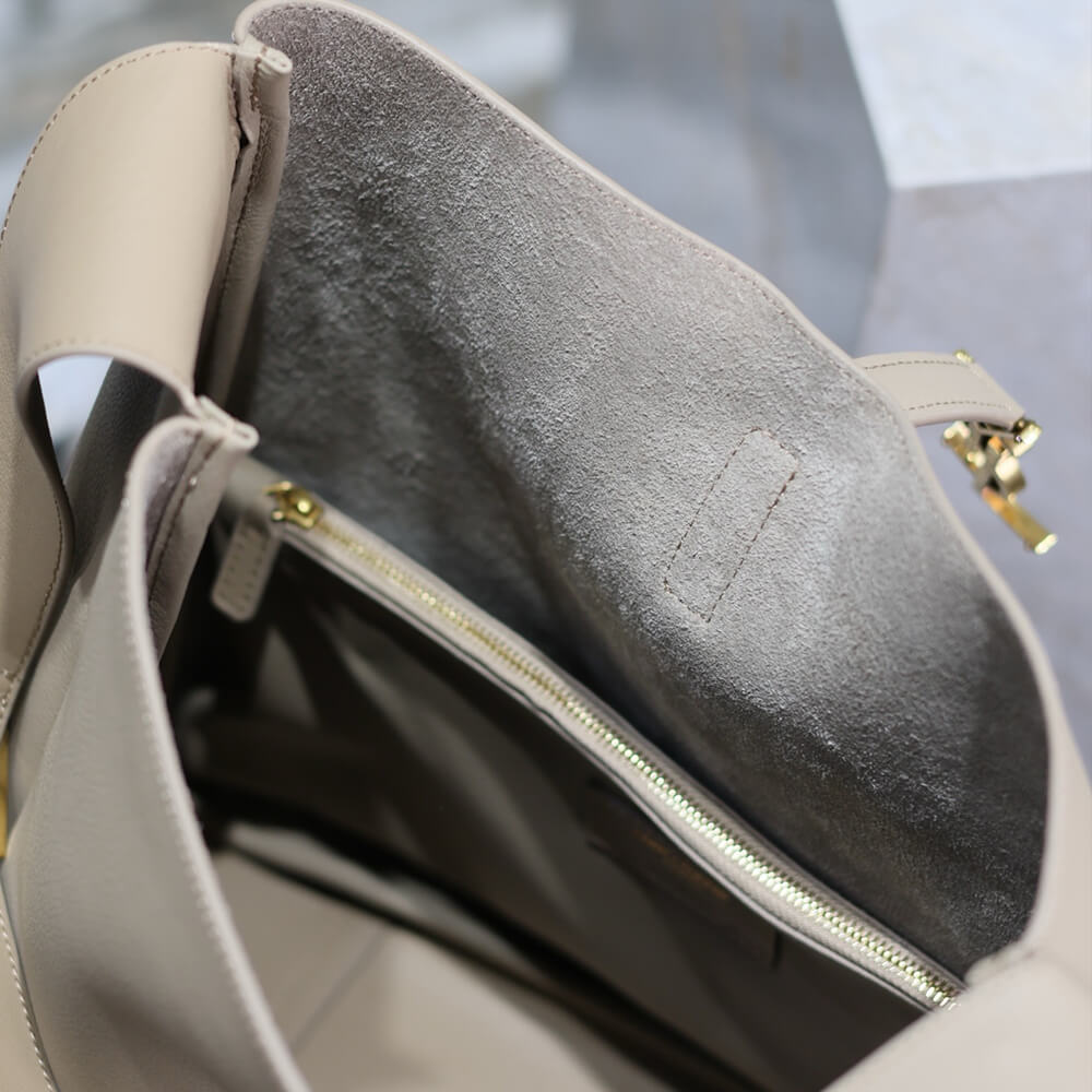 ysl le 5 À 7 S*pple large